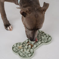 【DexyPaws】Hide+Seek - Sage Green Dog Bone Enrichment Snuffle Mat