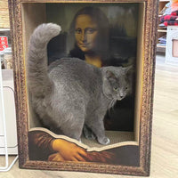 Vintage-style Mona Lisa oil painting frame cat scratcher & cat house