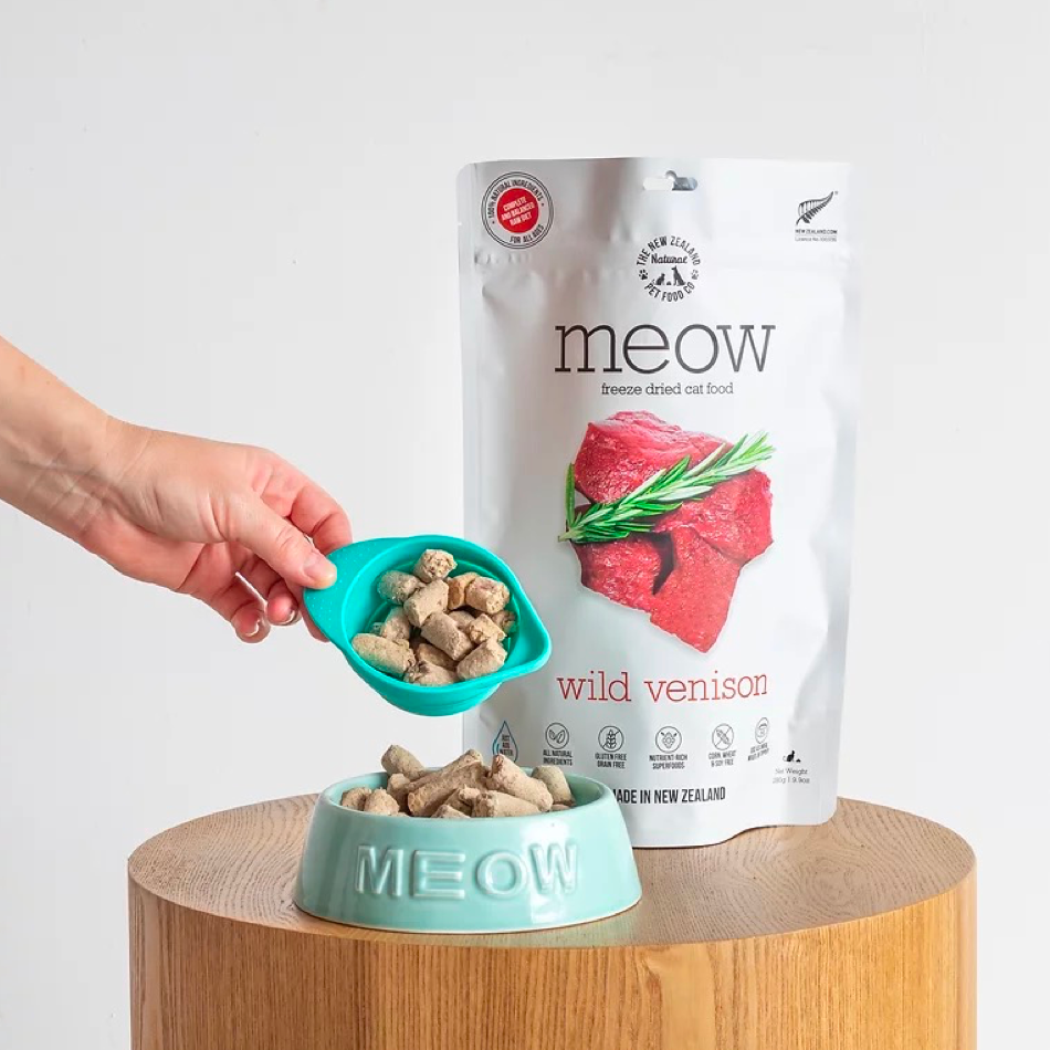 Meow freeze deals dried cat food