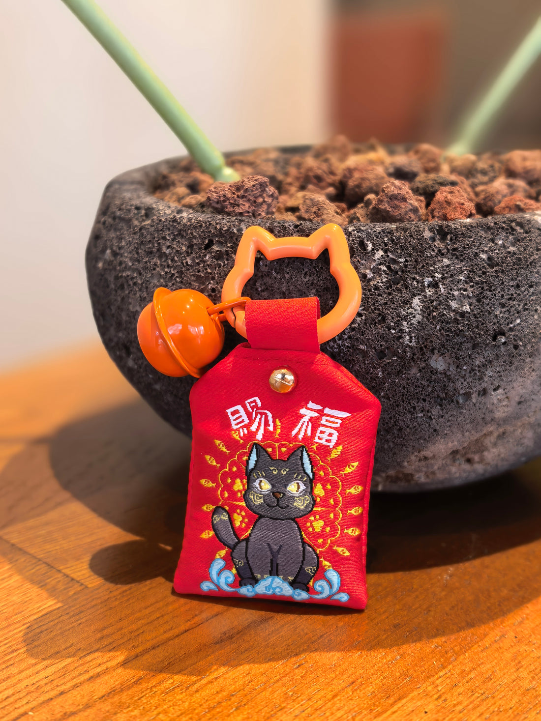 【Meowlly】Momo Vigil Omamori (Talisman)