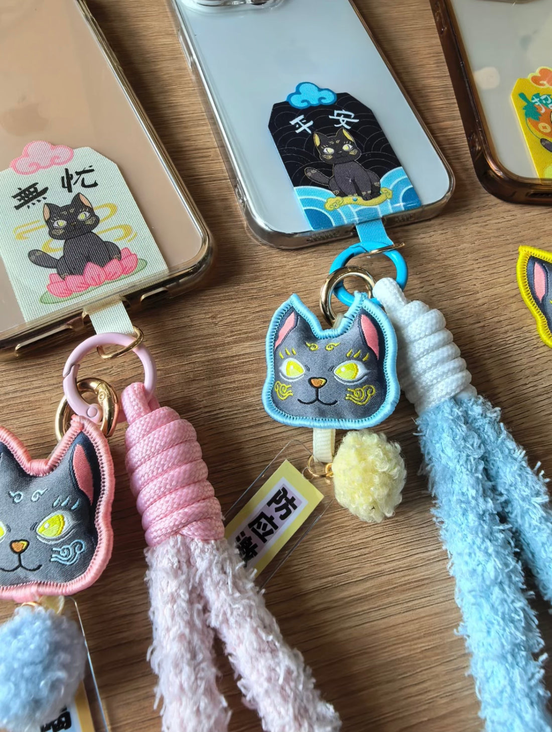 【Meowlly】Momo Vigil Talisman Phone Set