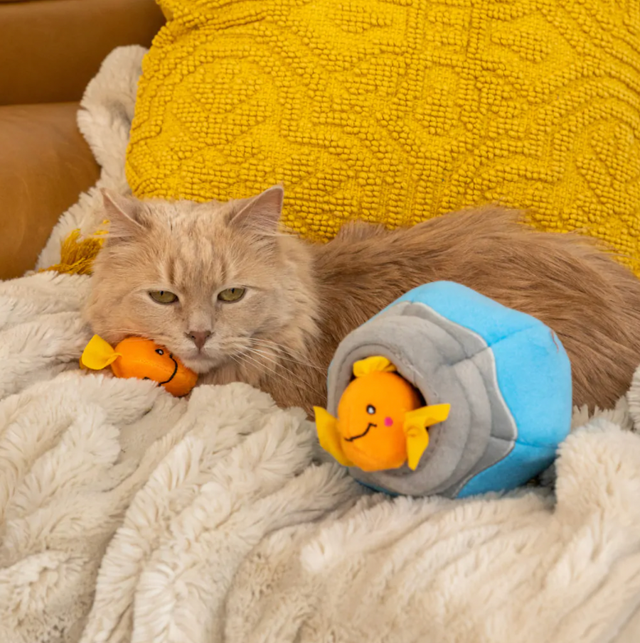 【ZippyClaws】Burrow Catnip Toy - Fish in Bowl