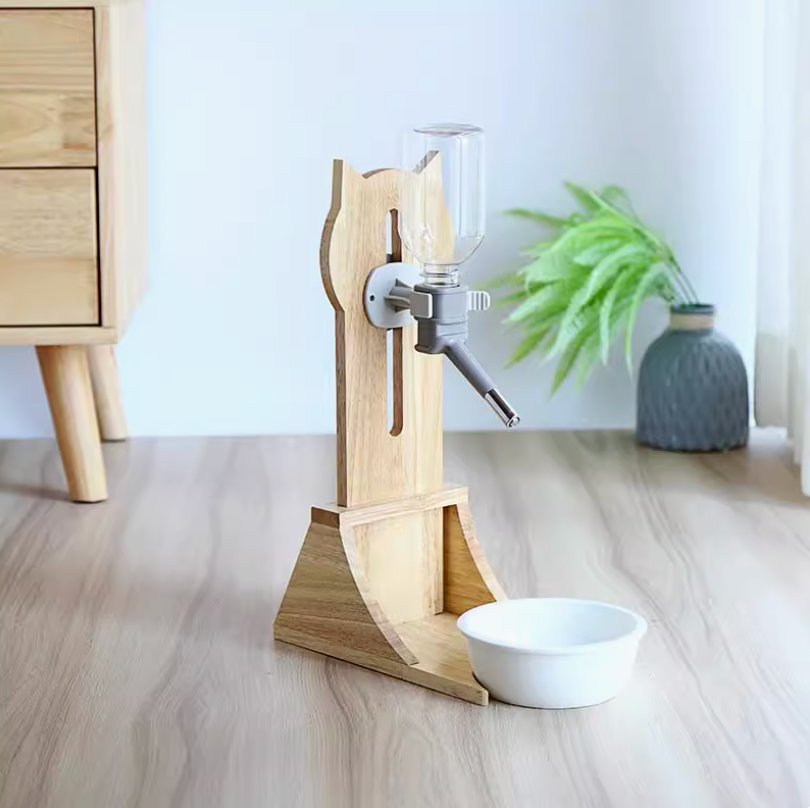 No-Drip Rolling Ball Cat Water Dispenser