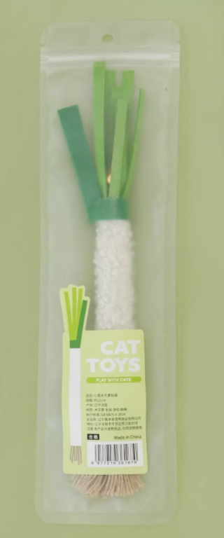 Green Onion Silvervine Cat Toy