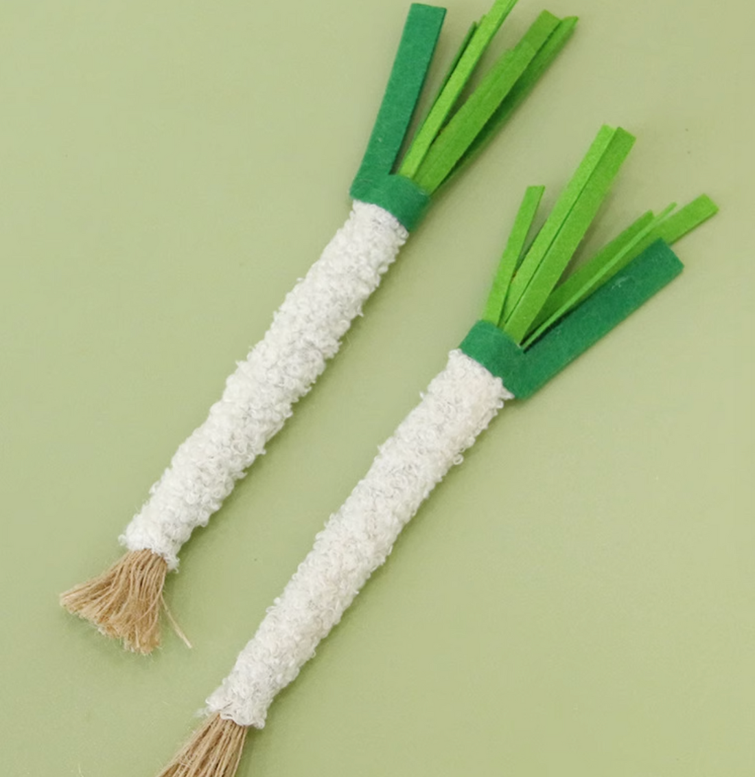 Green Onion Silvervine Cat Toy