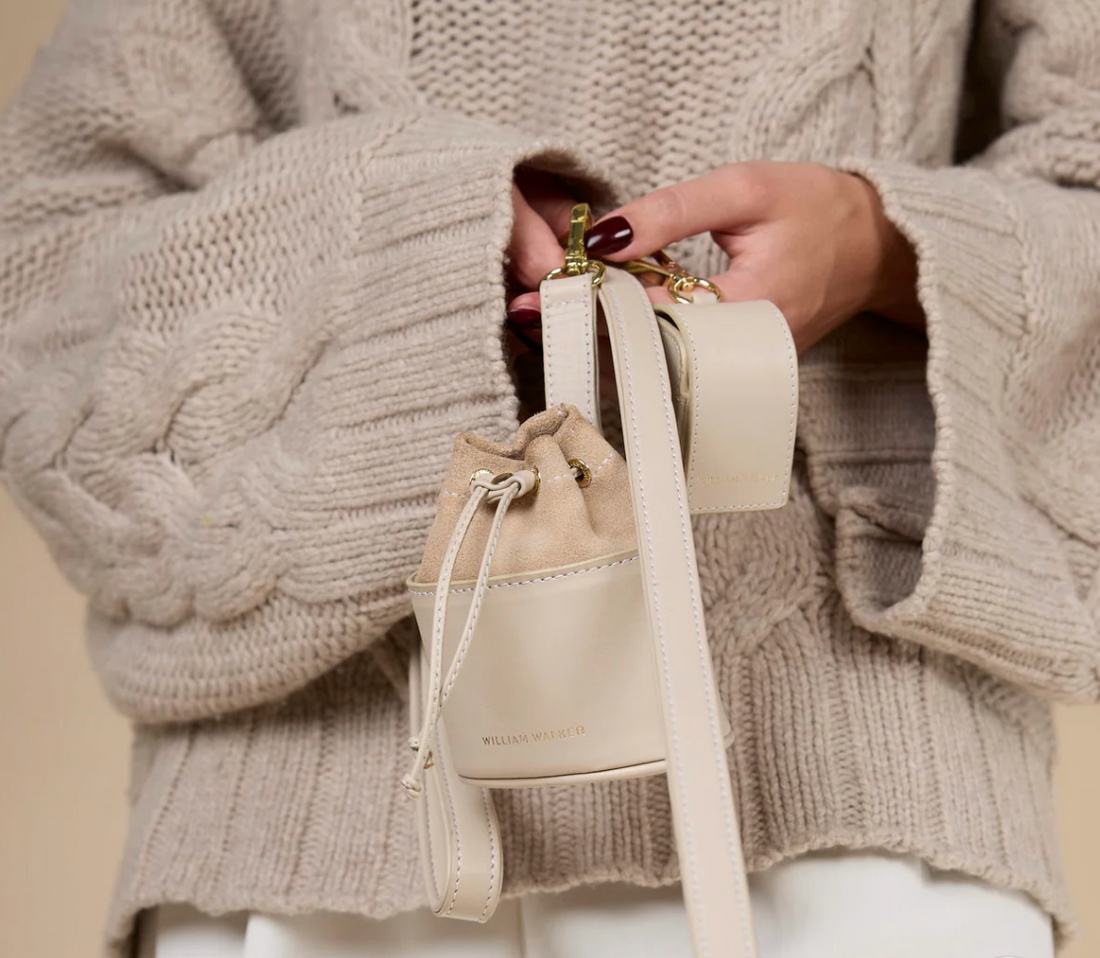 【William Walker】Poop bag dispenser -Almond