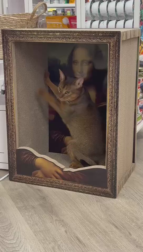 Vintage-style Mona Lisa oil painting frame cat scratcher & cat house